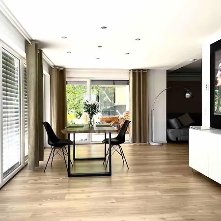 Apartman Ferienwohnung Am Rande Des Schwarzwaldes *